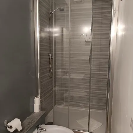 Casa de hóspedes Al183 3*